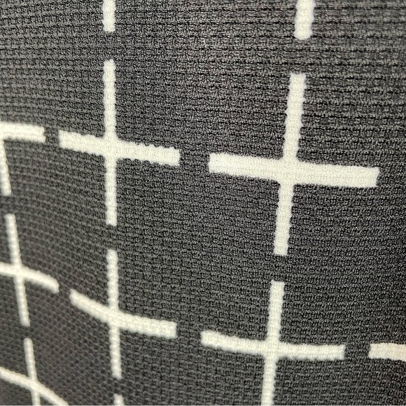 Romeo & Juliet Couture Black and White Cross Dress - Picture 4 of 6